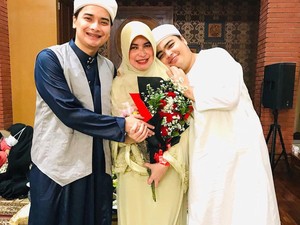 Umi Yuni Tak Diusir dari Az-Zikra Usai Nikah Lagi, Disentil soal Akhlak dan Adab
