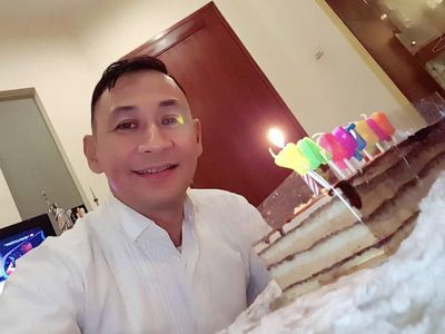 Awet Muda! Lucky Alamsyah Suka Ngemil Risol hingga Pisang Goreng