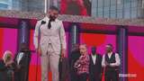 Drake Bawa Adonis yang Curi Perhatian di Billboard Music Awards