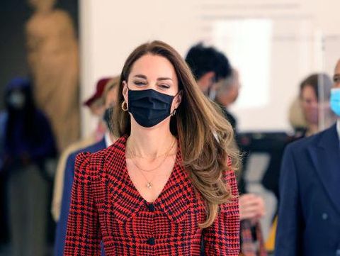 LONDON, ENGLAND - MAY 19: Catherine, Duchess of Cambridge wears a facemask during her visit at The V&A on May 19, 2021 in London, England. (Photo by Jonathan Buckmaster - WPA Pool/Getty Images)