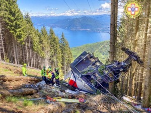 Petaka Jatuhnya Kereta Gantung Korbankan Belasan Nyawa di Italia