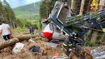 Foto Kereta Gantung Jatuh 14 Tewas di Italia