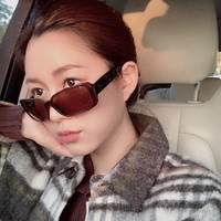 Penggemar Lee Seung Gi sontak membanjiri akun Instagram Lee Da In (@xx__dain). Mereka turut berbahagia dengan hubungan asmara sang aktor dan memberikan ucapan selamat. Foto: dok. Instagram xx__dain