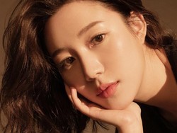 8 Potret Lee Da In, Pacar Lee Seung Gi yang Cinlok Saat Main Golf