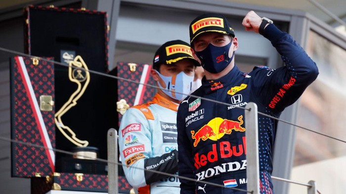 MONTE-CARLO, MONACO - MAY 23: Race winner Max Verstappen of Netherlands and Red Bull Racing celebrates on the podium during the F1 Grand Prix of Monaco at Circuit de Monaco on May 23, 2021 in Monte-Carlo, Monaco. (Photo by Sebastian Nogier - Pool/Getty Images)
