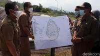 Ketua DPRD Kota Bandung Tedy Rusmawan menuturkan kunjungan ini dilakukan untuk melihat perkembangan penanganan TPPAS Legok Nangka.