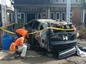Polisi Buru Pembakar Mobil Anggota DPRD Tapteng Sumut