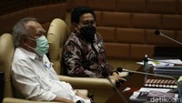 Rapat diantaranya membahas Pengantar Musyawarah dalam rangka pembahasan atas RUU Perubahan Atas UU No. 38 Tahun 2004 tentang Jalan.