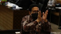 Pada rapat itu pemerintah juga menyerahkan Daftar Inventarisasi Masalah (DIM) RUU Perubahan Atas UU No.38 Tahun 2004 tentang Jalan.