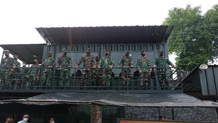 Pandam Jaya Mayjen TNI Dudung Abdurachman