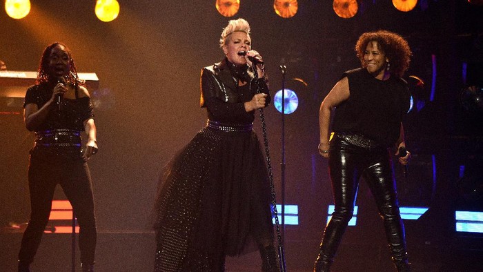 Pink di Billboard Music Arwads 2021