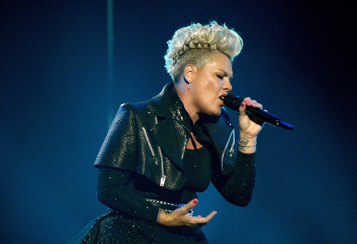 Pink di Billboard Music Arwads 2021 Pink di Billboard Music Arwads 2021