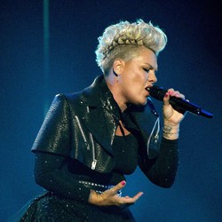 Petisi Copot P!nk dari UNICEF Tembus 195 Ribu Tanda Tangan