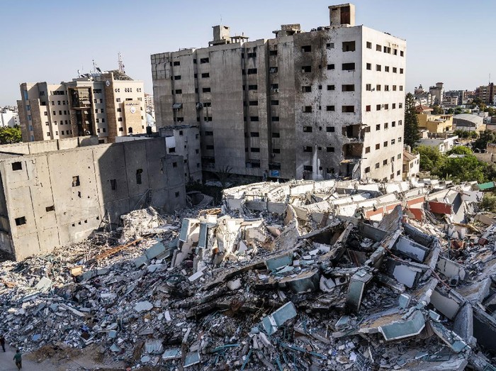 Serangan udara Israel selama 11 hari di Jalur Gaza mengakibatkan sejumlahlah bangunan rusak. Begini penampakannya.
