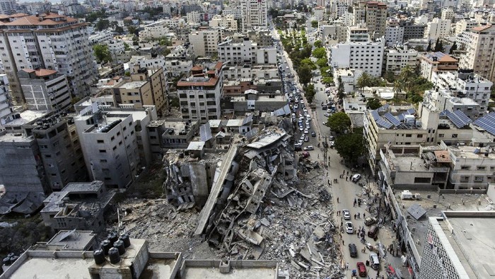 Serangan udara Israel selama 11 hari di Jalur Gaza mengakibatkan sejumlahlah bangunan rusak. Begini penampakannya.