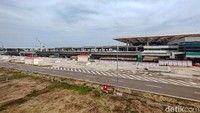 Untuk diketahui pembangunan jalur KA bandara YIA dimulai sejak Desember 2019. Memiliki nilai investasi sebesar Rp 1,1 triliun, jalur ini diklaim bisa mempersingkat waktu tempuh perjalanan dari Bandara YIA menunju Kota Yogyakarta maupun sebaliknya.