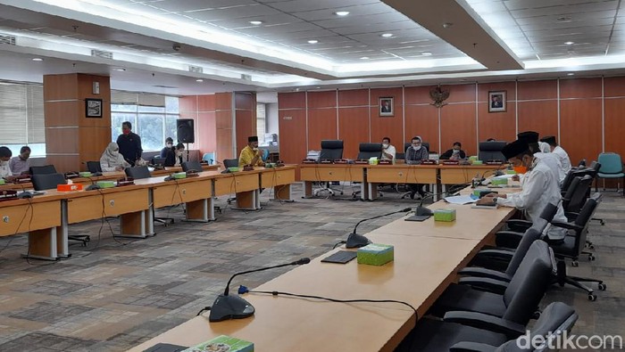 Rapat DPRD DKI Jakarta. (Tiara Aliya/detikcom)
