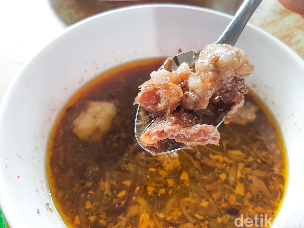 RM Dibao Untuang, ada asam padeh tunjang dan sop daging yang nikmat rasanya.