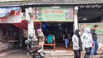 Lamak Bana! Makan Nasi Padang Pakai Asam Padeh Tunjang dan Sop Daging