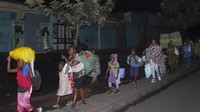 Lahar panas juga mengalir hingga jalan raya utama. (AP Photo/Justin Kabumba)
