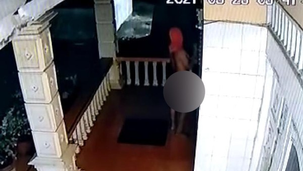 Penampakan Pria Bugil Dianggap Kolor Ijo Bikin Resah Warga Langkat Sumut