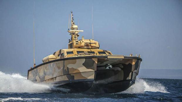 Tank Boat Antasena buatan Pindad telah menjalani serangkaian uji jelajah laut serta tembak senjata utama RCWS kanon kaliber 30 mm dan 2 senapan mesin 12,7 mm. (Dok: PT Pindad)