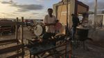 Usai Gencatan Senjata, Pantai Gaza Diserbu Warga