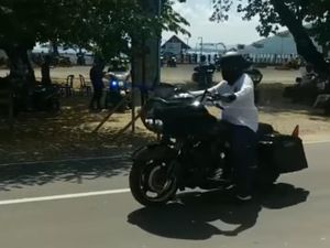 Viral! Rombongan Moge Lolos Penyekatan di Wisata Lombok
