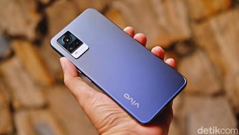 Vivo V21 5G. Foto: Adi Fida Rahman/detikINET