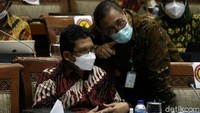 Selain direksi BPJS, Komisi IX DPR juga memanggil Dewan Jaminan Sosial Nasional (DJSN) dan juga Dewan Pengawas BPJS Kesehatan.