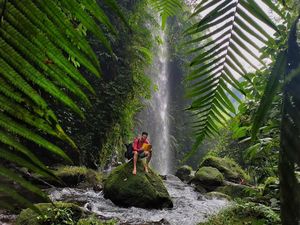 Pesona Curug Kiara Bogor, Trekingnya Picu Adrenalin