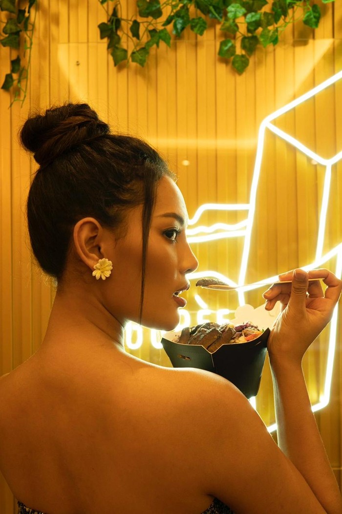 Erika Carlina erika carlina