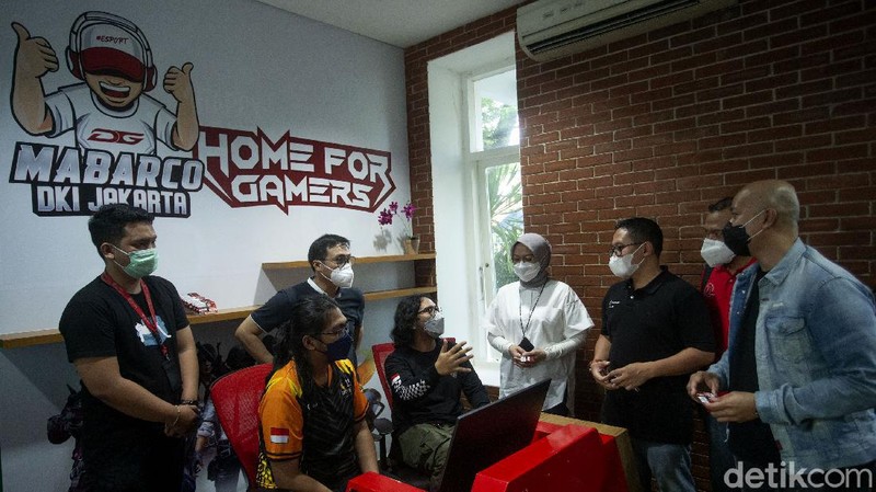 Telkomsel resmikan gedung fasilitas gaming di Matraman, Jakarta. Studio game untuk para gamers mabar ini berada di Kantor Regional Telkomsel DKI Jakarta.