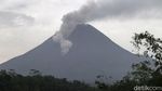 Gunung Merapi Kembali Muntahkan Lava Pijar