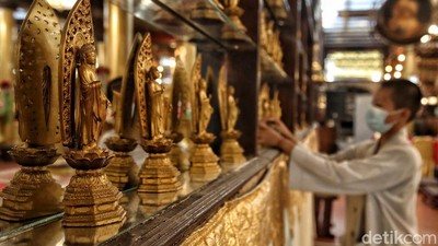 Melihat Persiapan Umat Buddha Sambut Trisuci Waisak