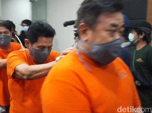 Komplotan Maling Berhelm Bobol Rumah Mewah di Jakbar Ditangkap!