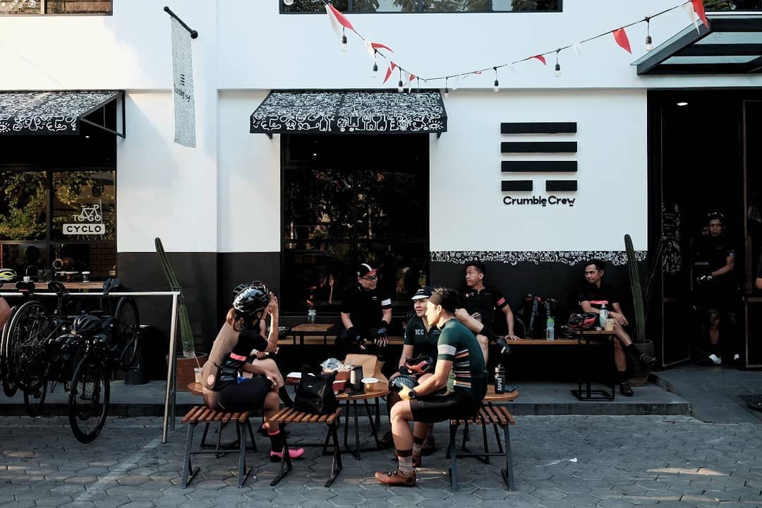 5 Pujasera di Jakarta Selatan yang Hits Ini Punya Ayam Geprek dan Pizza