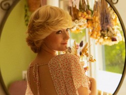 8 Foto Bintang TikTok yang Viral, Disebut Reinkarnasi Putri Diana