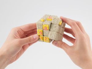 Unik! Rubik Bentuk Mie Instan, Bikin Ngiler Tapi Tak Bisa Dimakan