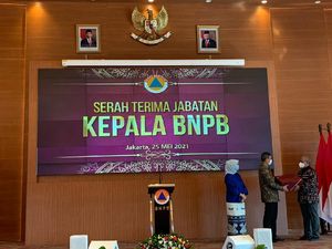 Sertijab dengan Ganip Warsito, Doni Monardo Cerita Tantangan Bertugas di BNPB