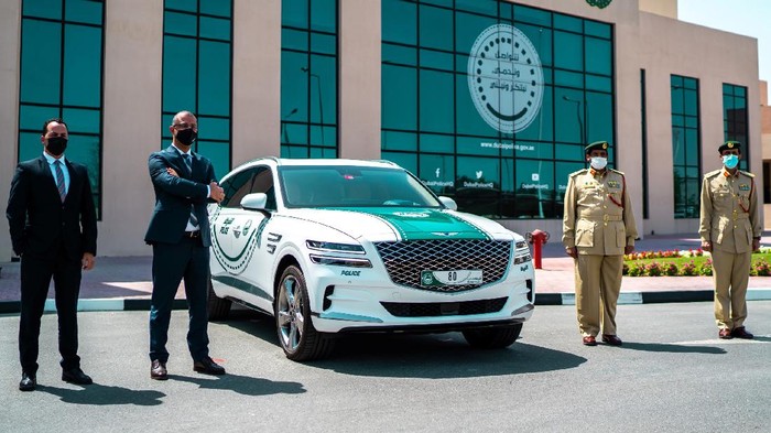 SUV Mewah Genesis GV80 Jadi Mobil Polisi Dubai