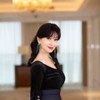 Pada 2020, Angie Chiu membintangi serial drama berjudul Imperfect Love. Dia beradu akting dengan Zhou Xun dan Huang Jue. Foto: Dok. Weibo Angie Chiu