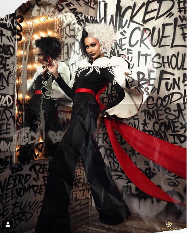 Ini diambil dari salah satu koleksi masterpiece aku yang tak akan pernah dijual, jelas Ivan yang menghabiskan 30 meter tulle untuk membuatnya. (Foto: Instagram/@fdphotography)