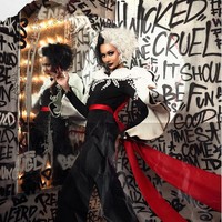 Ini diambil dari salah satu koleksi masterpiece aku yang tak akan pernah dijual, jelas Ivan yang menghabiskan 30 meter tulle untuk membuatnya. (Foto: Instagram/@fdphotography)