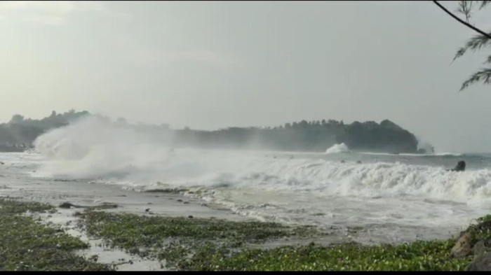 banjir rob blitar
