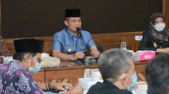 Bupati Kebumen Arif Sugiyanto.
