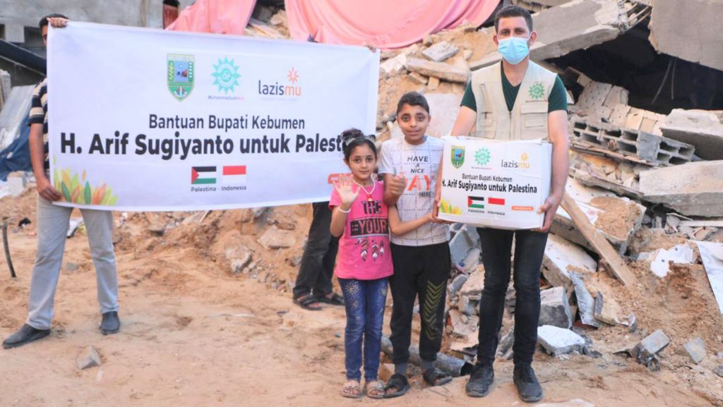 Donasi untuk Palestina dari Bupati Kebumen