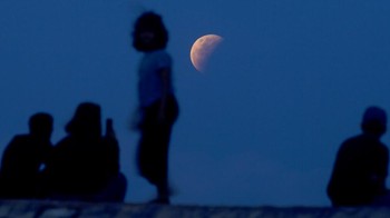 Penampakan di Indonesia. Foto: AP