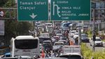 Libur Waisak, Puncak Macet Total