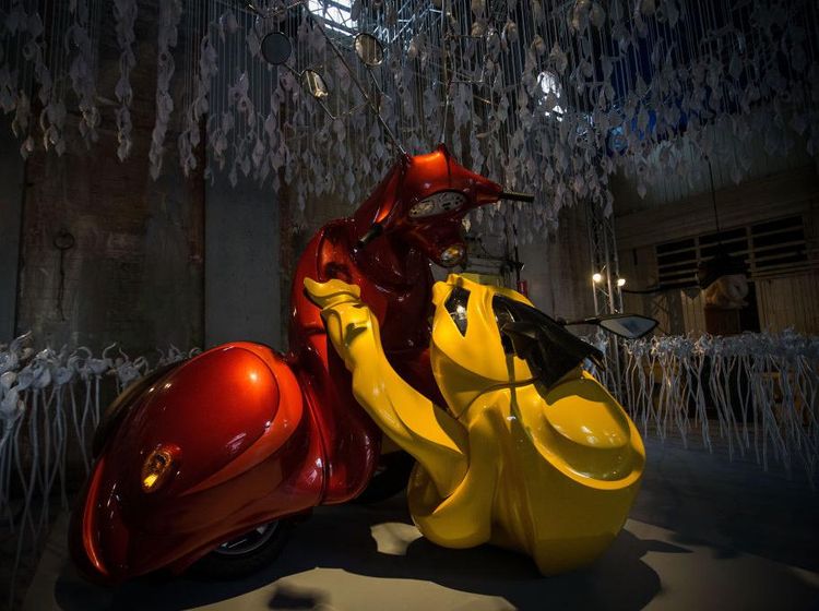 Keren! Ketika Ballroom Stasiun jadi Galeri Seni Berkelas